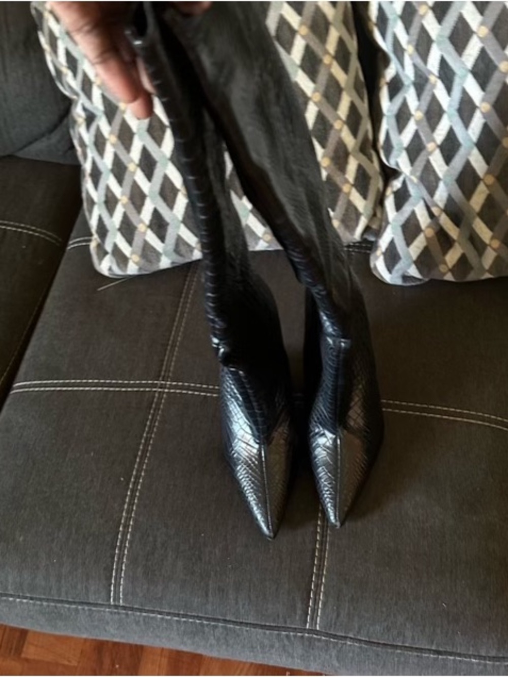 Black Pointed Toe High Boots - Women's Stylish Knee-High Boot